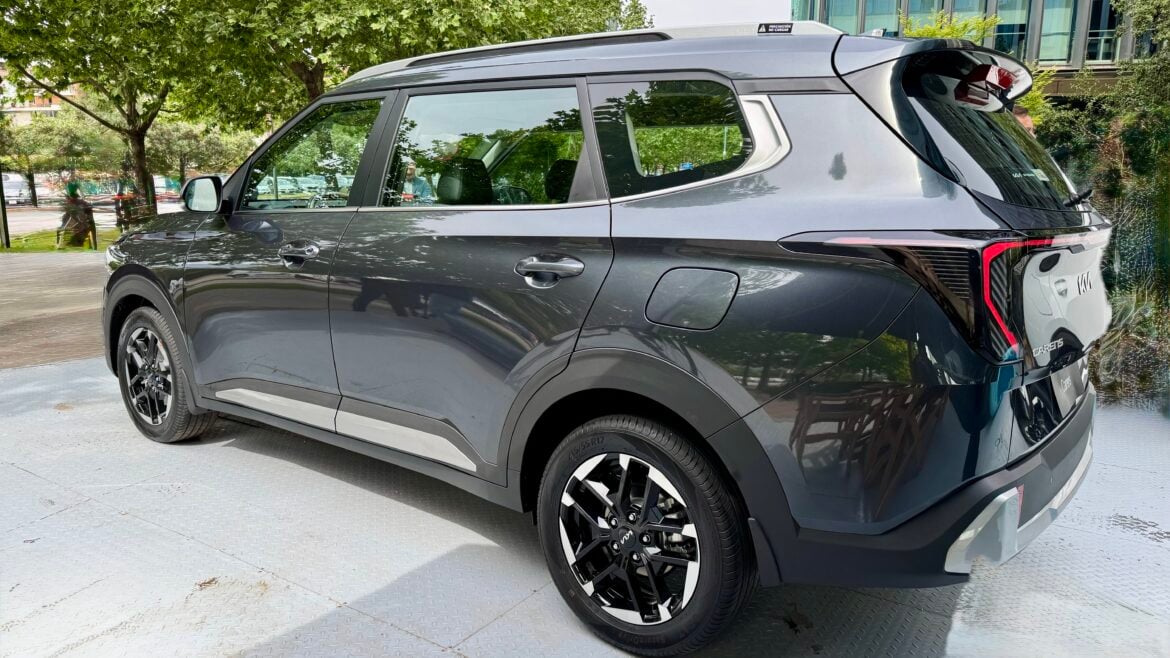 Kia Carens