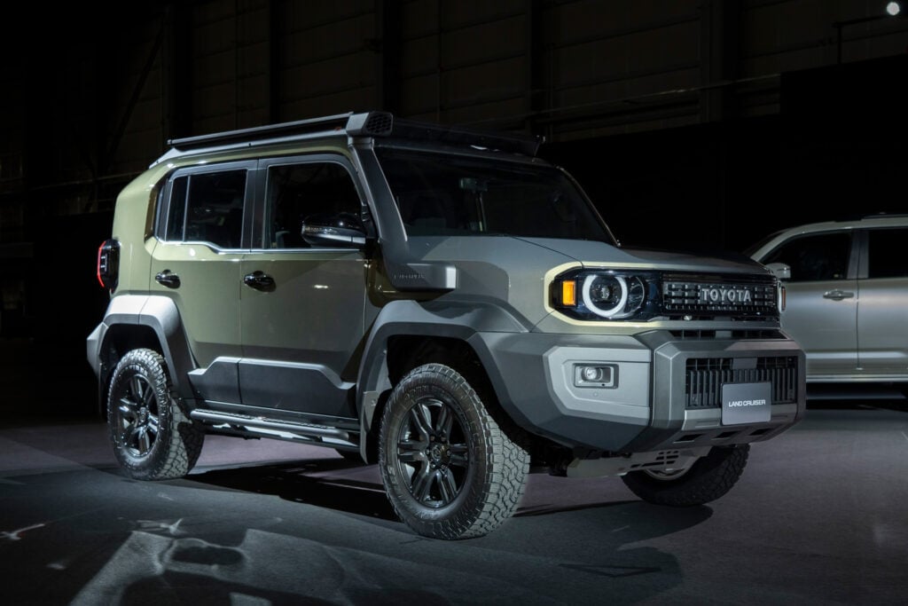 Land Cruiser FJ