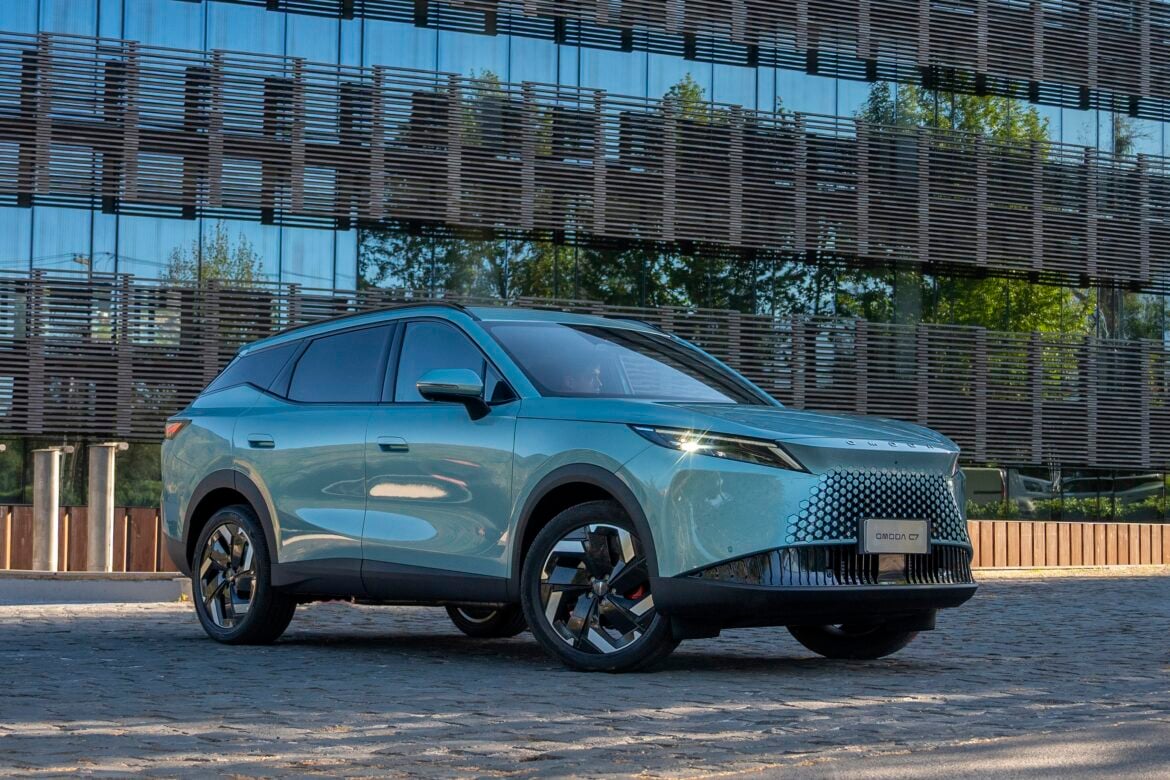 Omoda C7