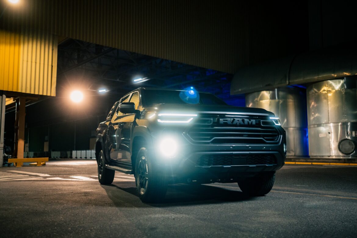 RAM Dakota