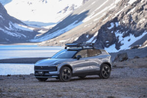 Volvo EX30 Cross Country