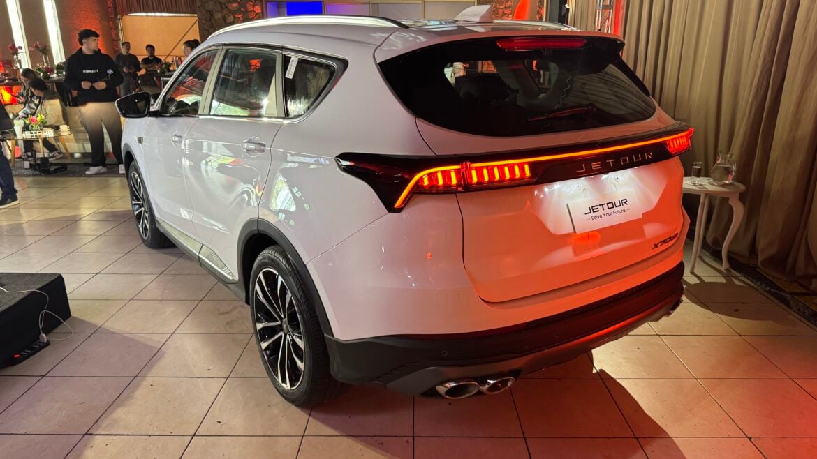 Jetour X70