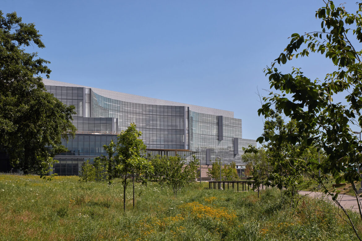 New Ford World Headquarters_ 01_870