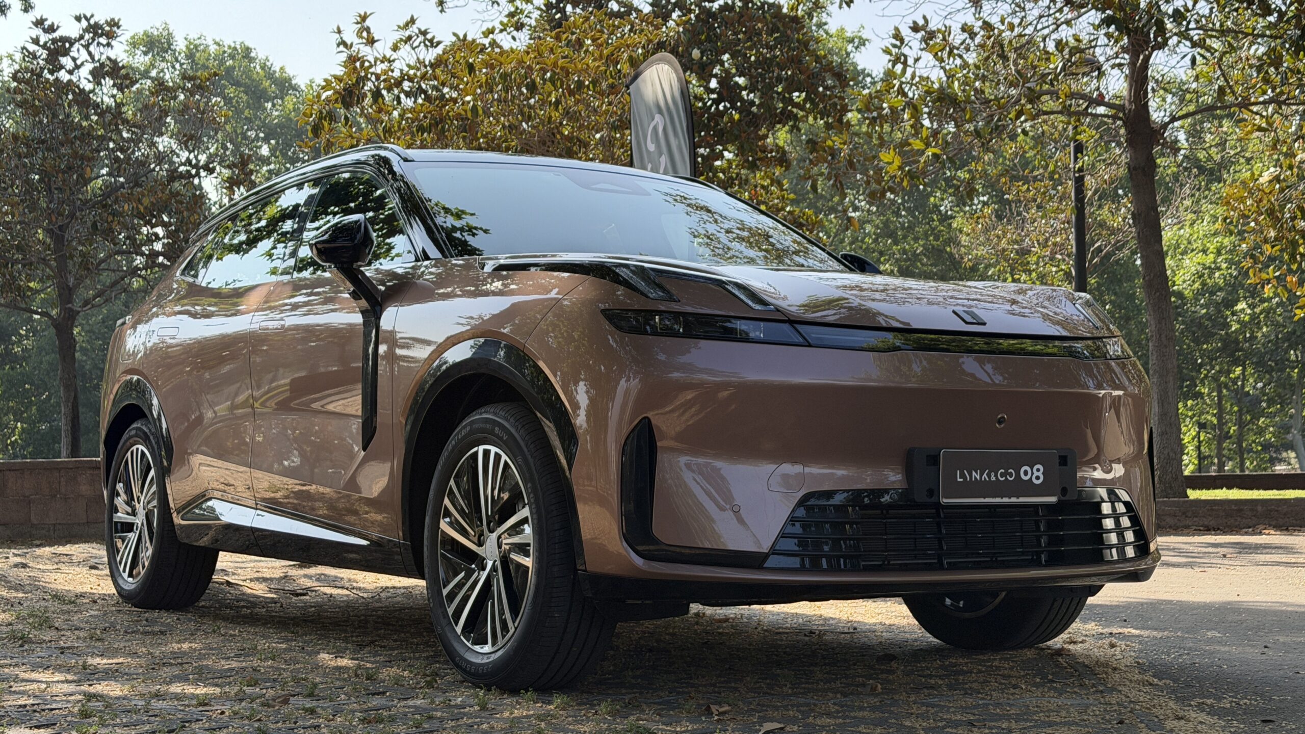 Lynk & Co 08
