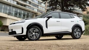 Lynk & Co 08