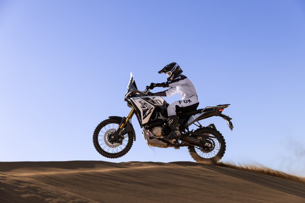 VOGE-Rally800