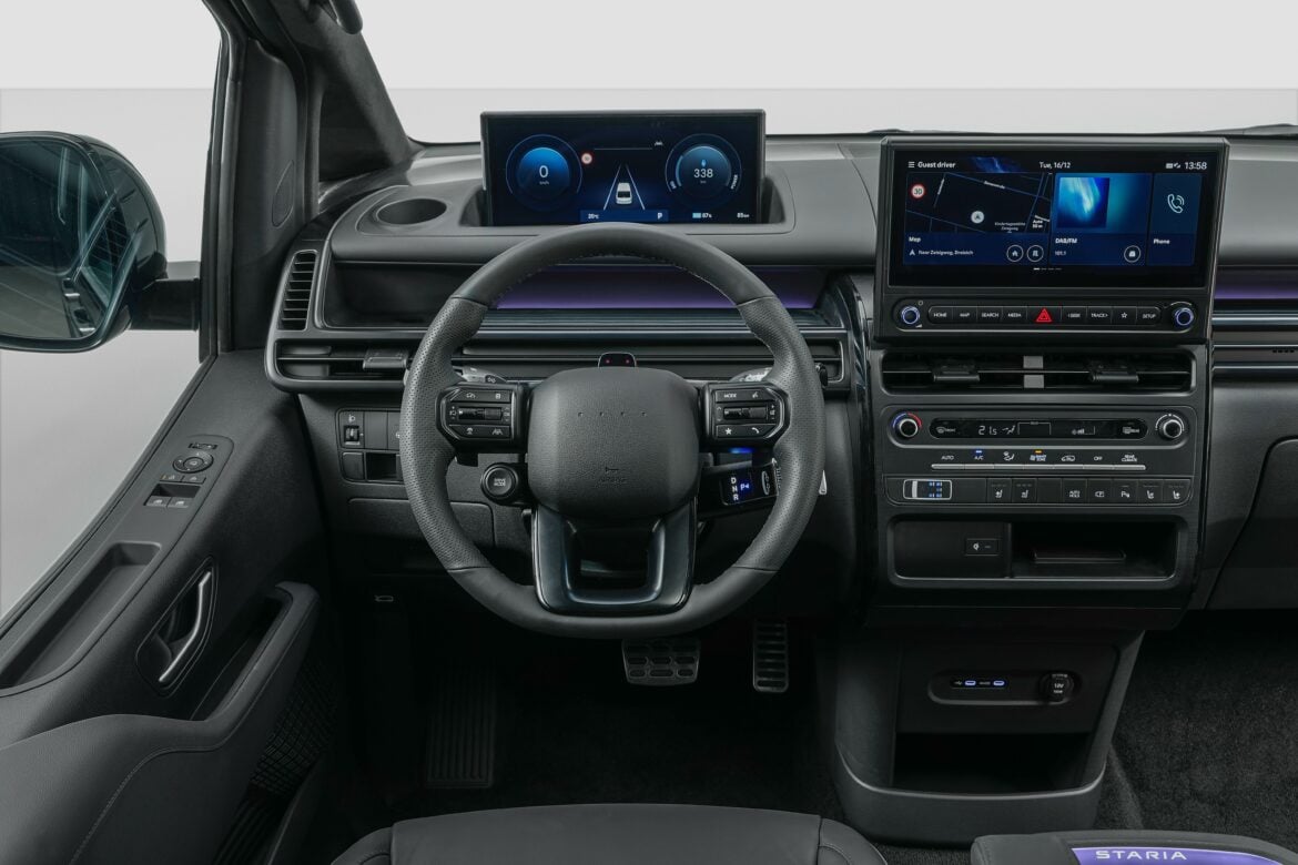 Hyundai Staria EV Rutamotor interior-02_jpg_bfc_off