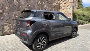 Mahindra XUV 3XO