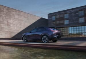 Mazda CX-6e