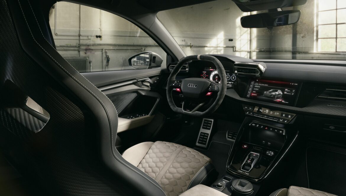Audi RS 3 Sedan competition limited / Audi RS 3 Sportback compet Audi RS 3