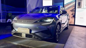 BYD Sealion 7