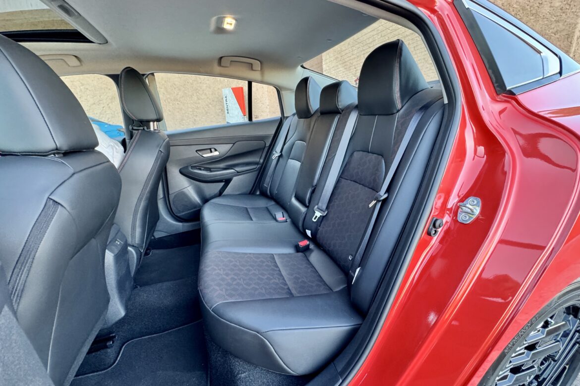 Versa y Sentra Rutamotor 4375