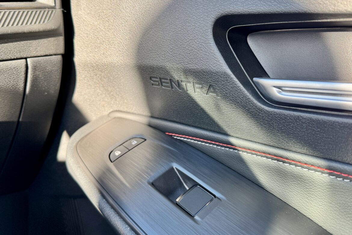 Versa y Sentra Rutamotor 4421