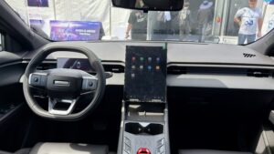 Omoda C4
