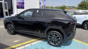 Omoda C4