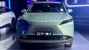 Omoda C7