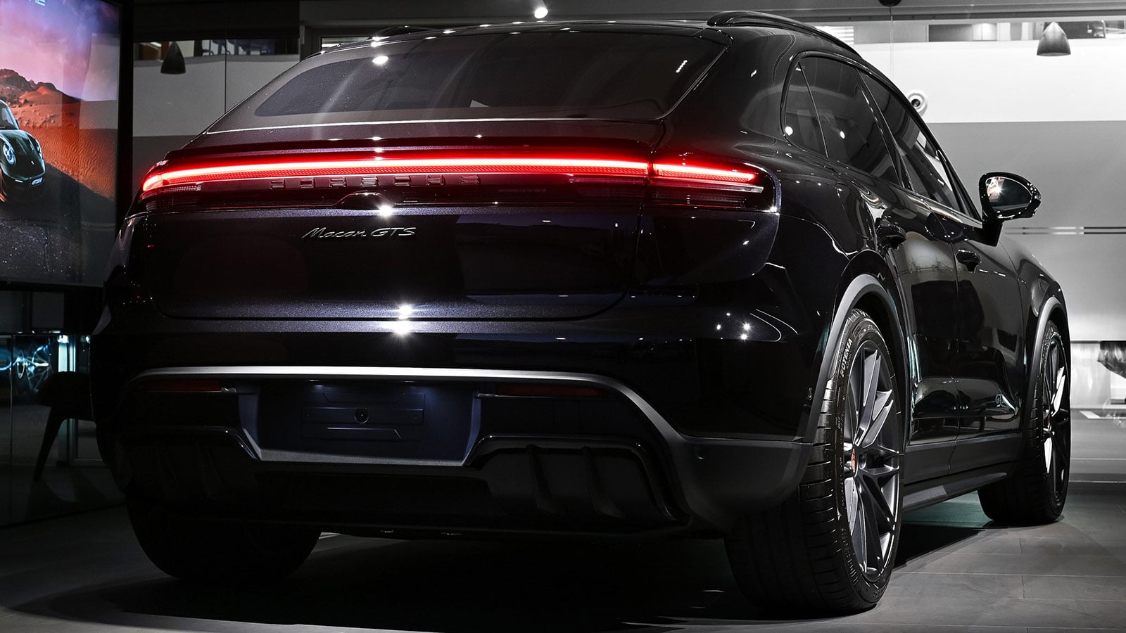 Porsche-Macan-e-GTS-007