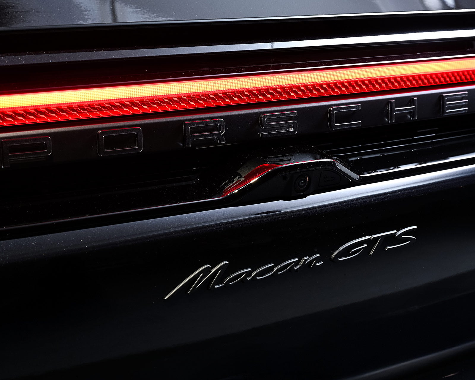 Porsche-Macan-e-GTS-017