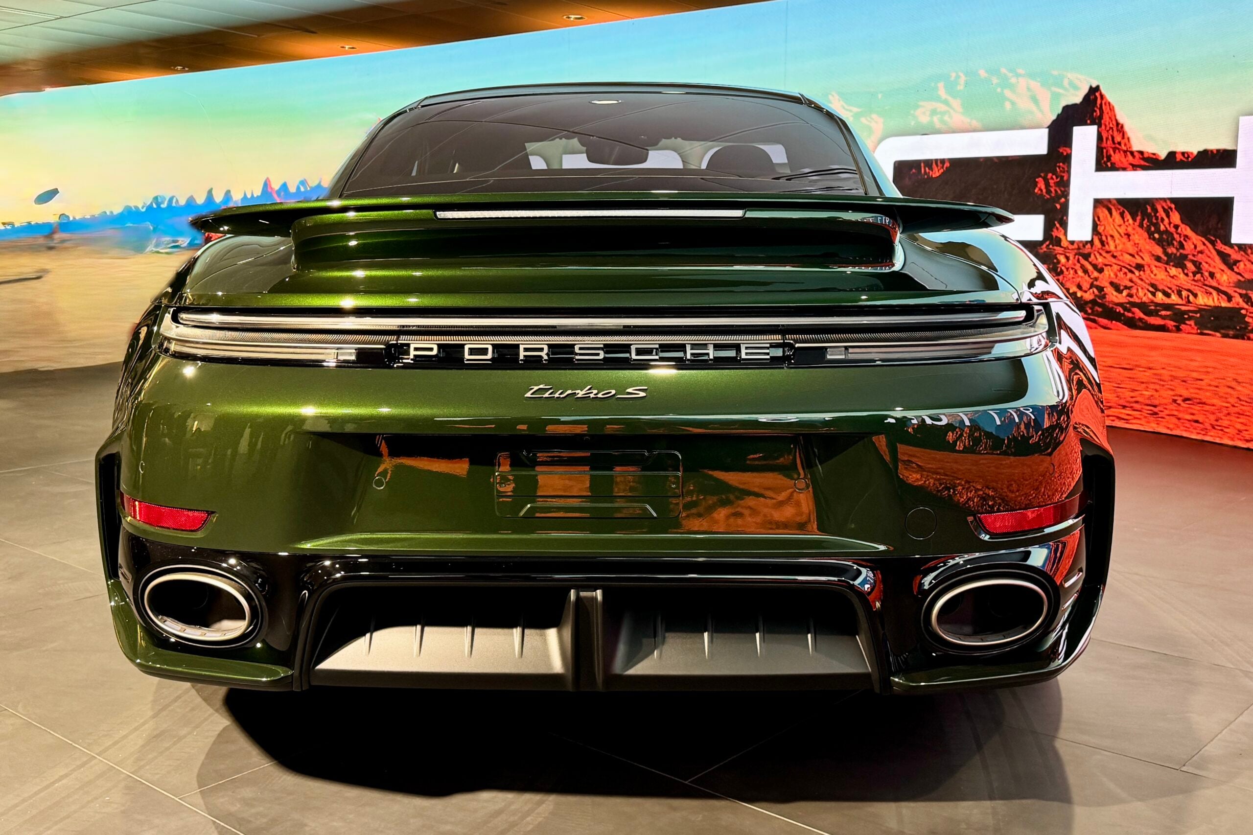 Porsche 911 Turbo S Rutamotor 24