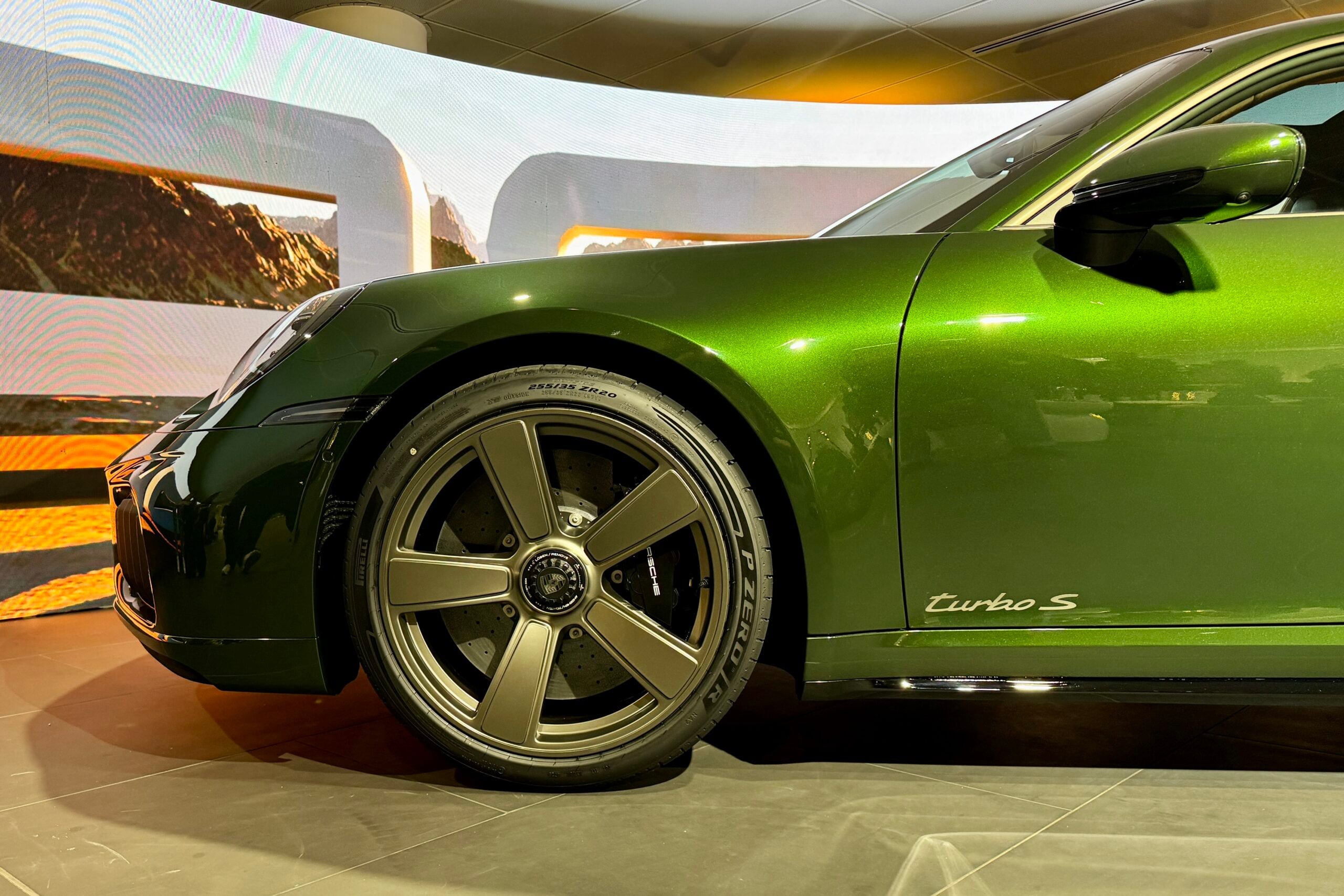 Porsche 911 Turbo S Rutamotor 30