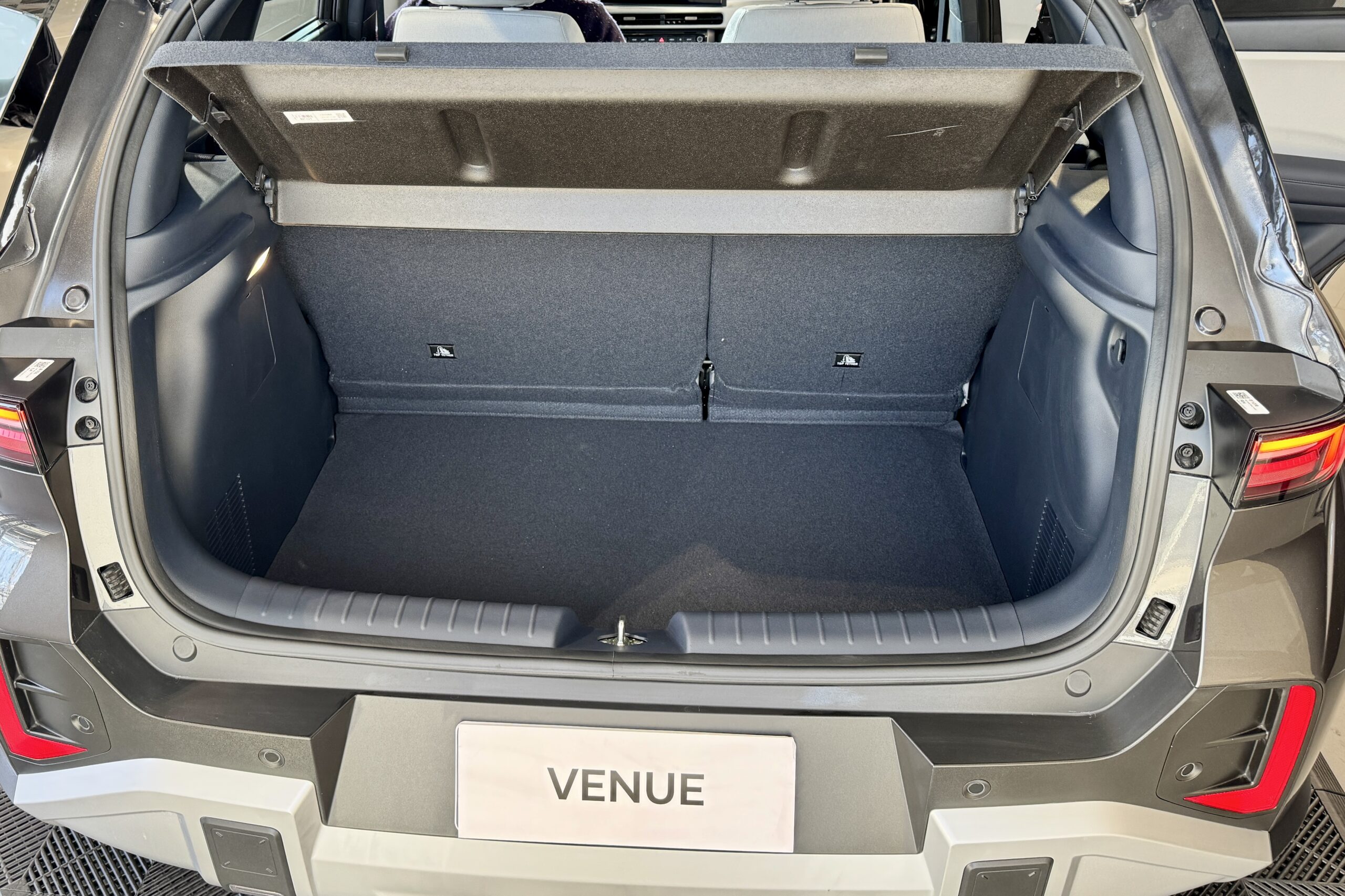 Hyundai Venue Rutamotor 55