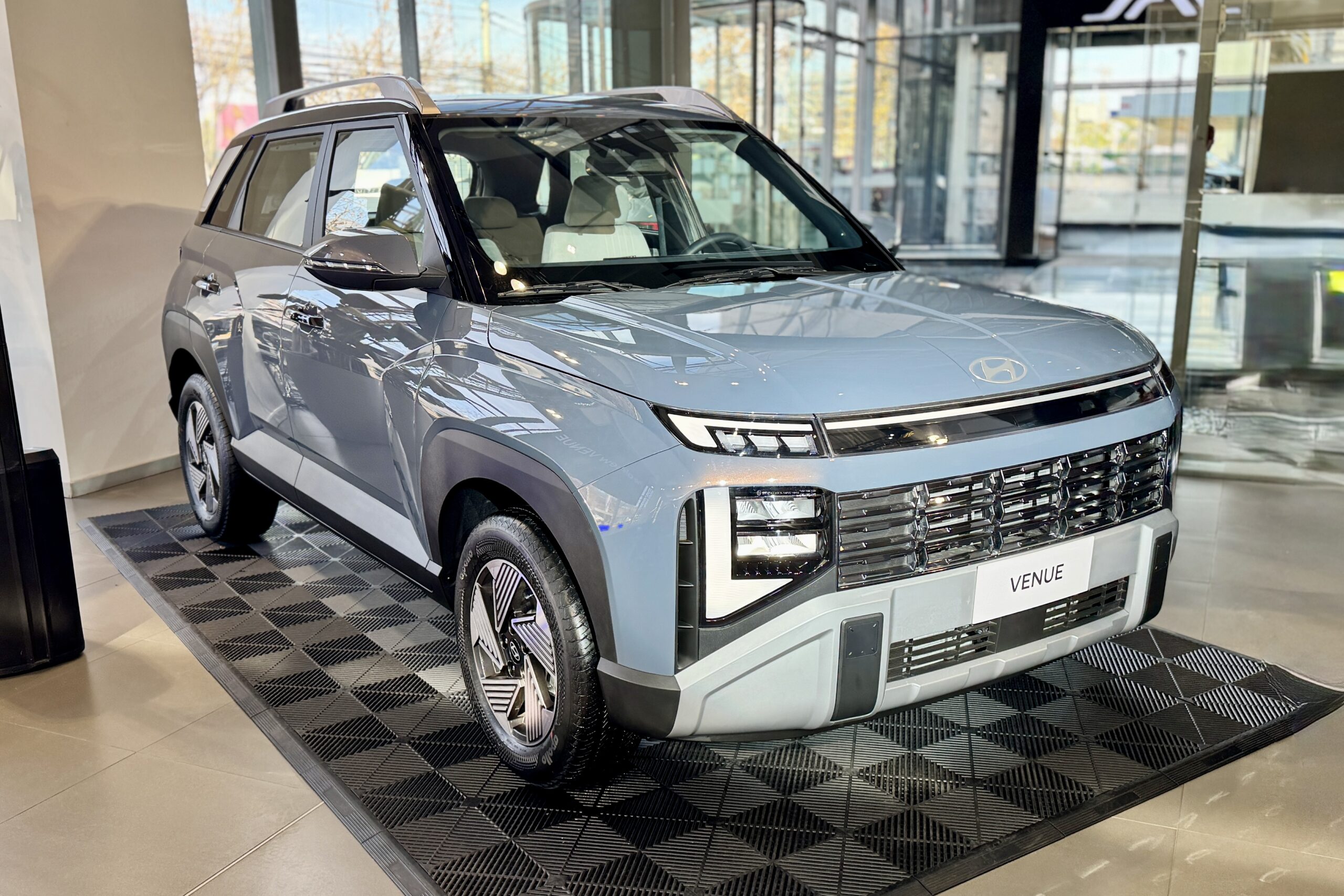 Hyundai Venue Rutamotor 83