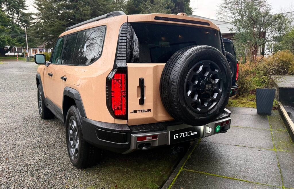 Jetour G700