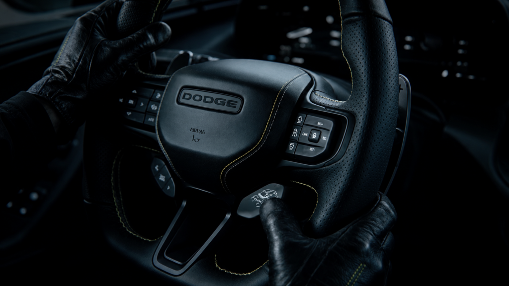 Dodge Charger Super Bee Launch Edition Rutamotor (5)