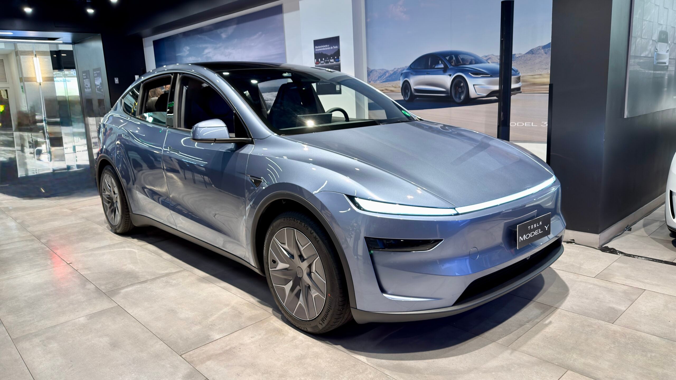 Model Y L Model Y L