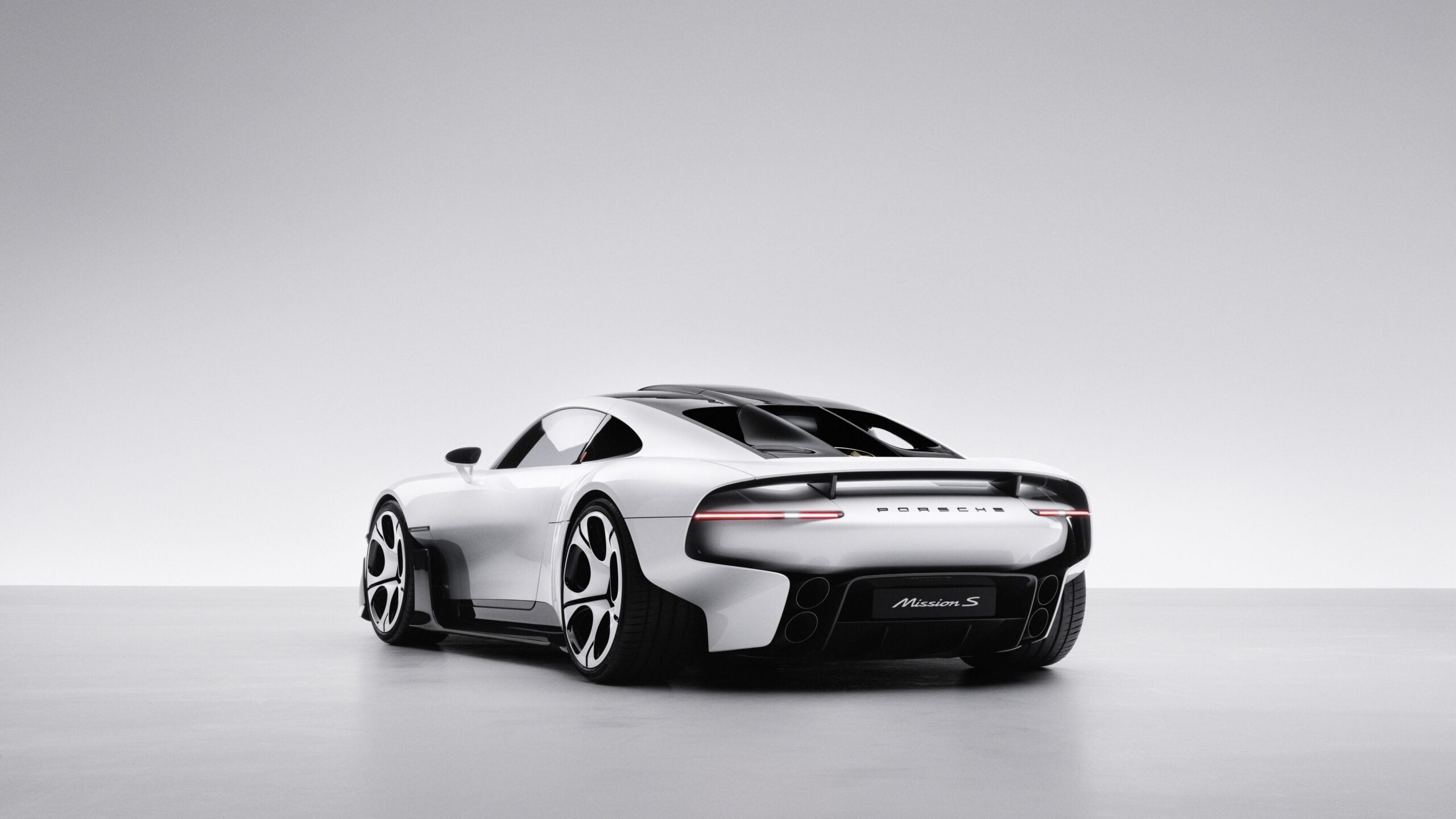 Porsche Mission S