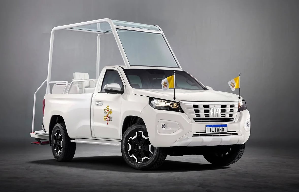 FIat Titano Papamóvil León XIV