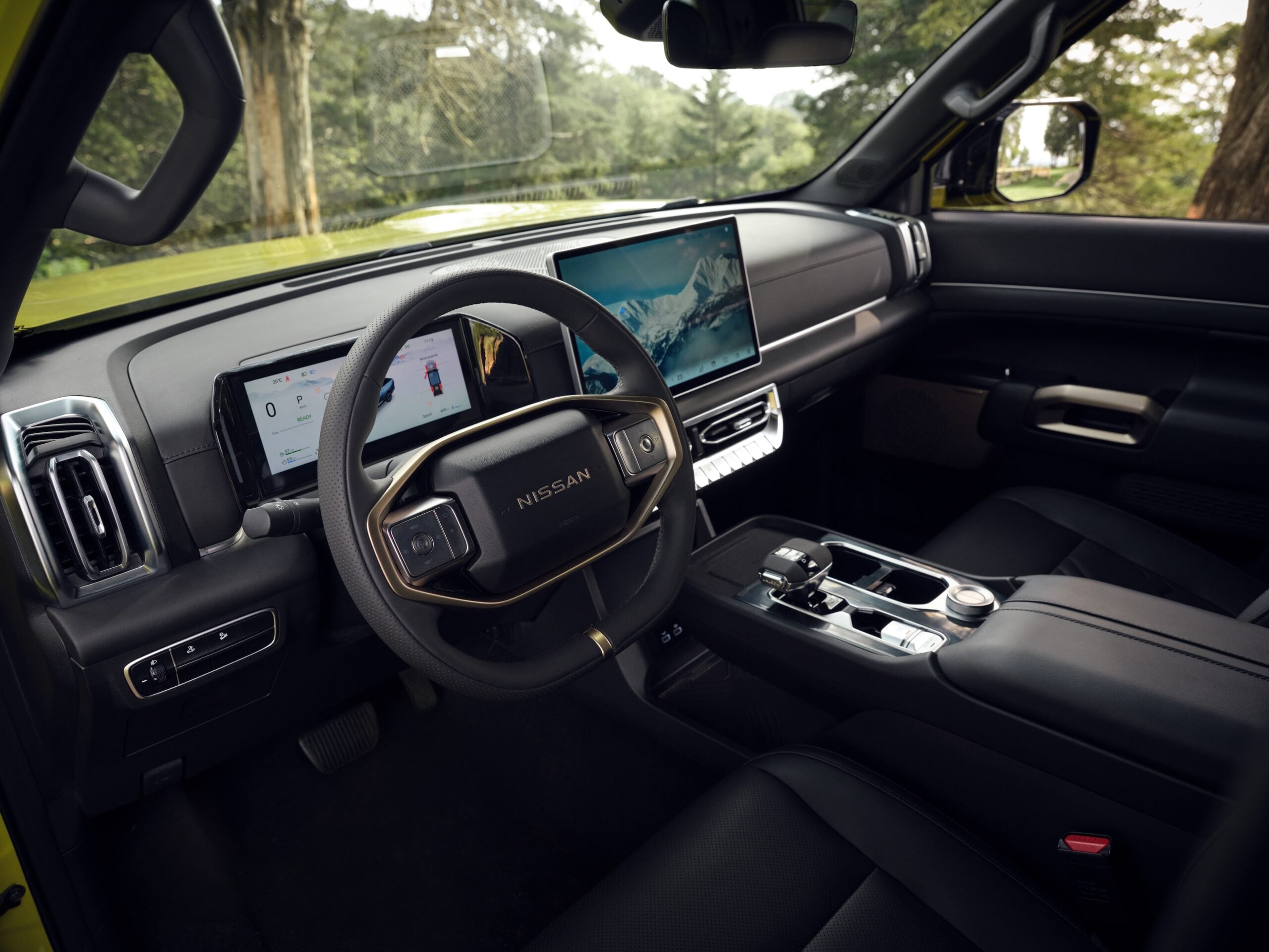 Navara Pro Rutamotor interior_13 Nissan estrena mundialmente en México la Frontier Pro PHEV.