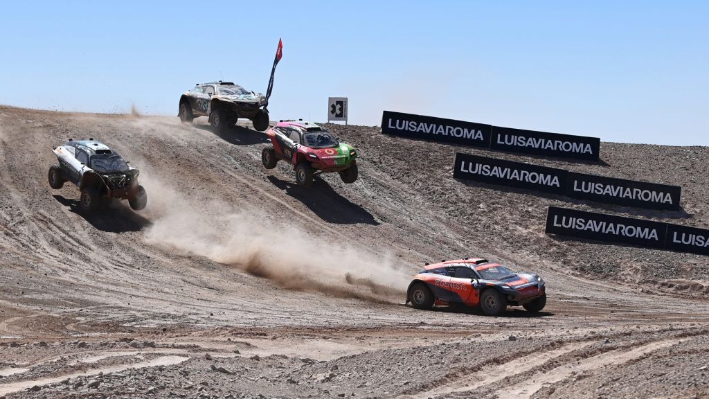 Catie Munnings (GBR) / Timmy Hansen (SWE), Genesys Andretti United Extreme E Sara Price (USA) / Kyle Leduc (USA), Chip Ganassi Racing Tamara Molinaro (ITA) / Timo Scheider (DEU), Xite Energy Racing Mikaela Ahlin-Kottulinsky (SWE) / Johan Kristoffersson (SWE), Rosberg X Racing